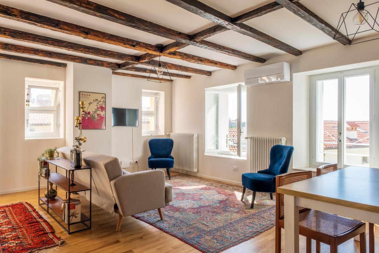 Ora Et Labora Apartment Триест Екстериор снимка